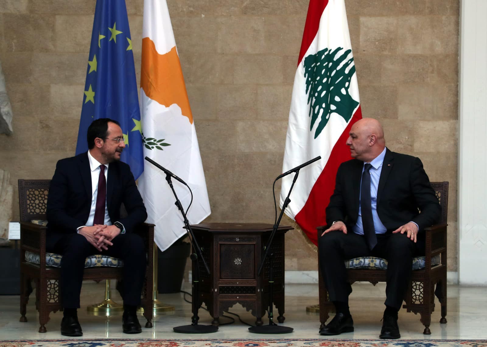‎الرئيس عون مستقبلا الرئيس القبرصي نيكوس كريستودوليديس 